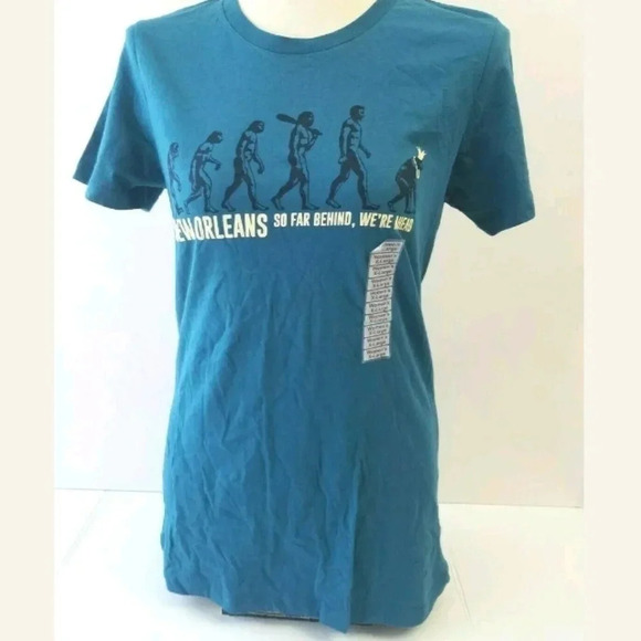 Bella Mardi Gras So Far Behind Tee Size XL New - Picture 1 of 7